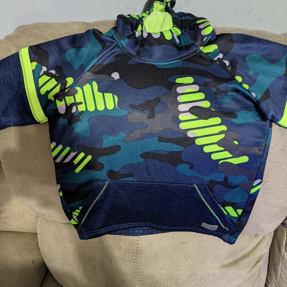 boys pullover jacket - Picture 2 of 3